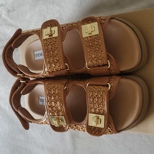 Steve Madden buckle sandals